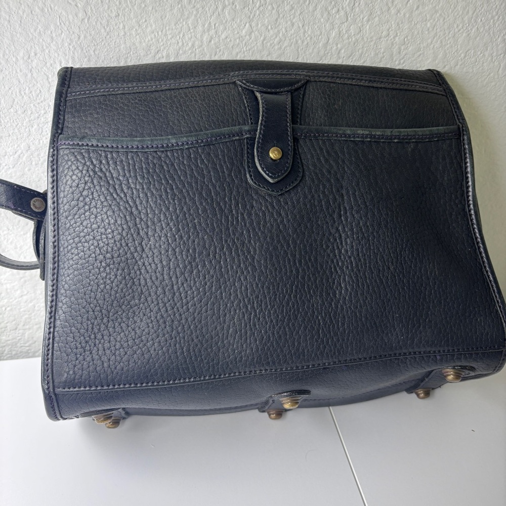 Black Vintage Dooney & Bourke crossbody - Picture 10 of 11
